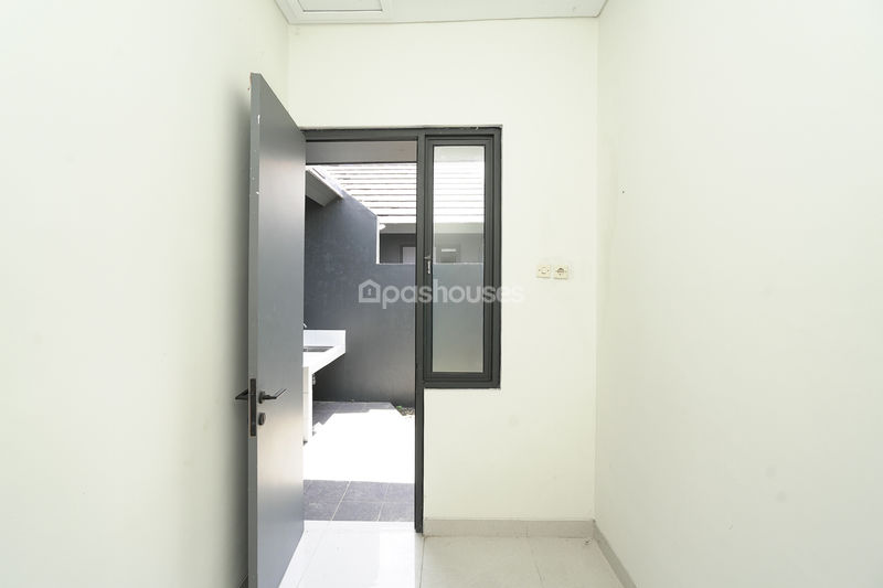 Mutiara Gading City Cluster Paris Blok U06-03