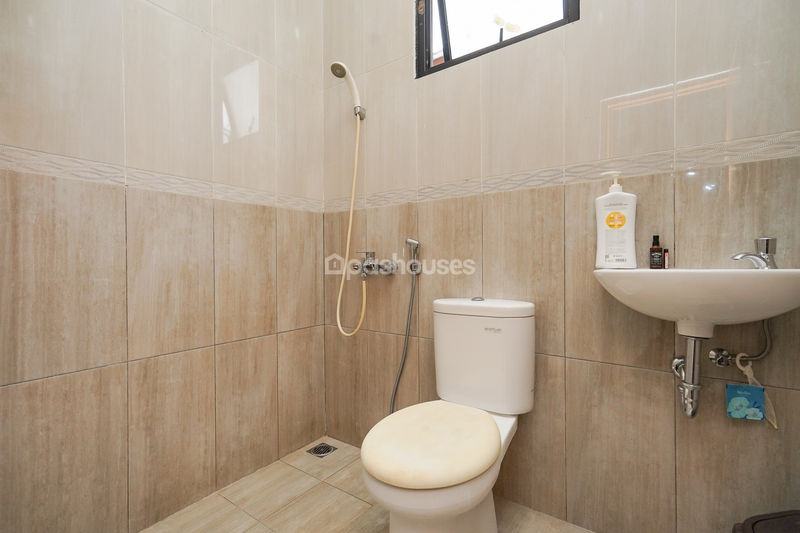 Bali Resort Serpong Cluster Canggu Blok E1 No.10