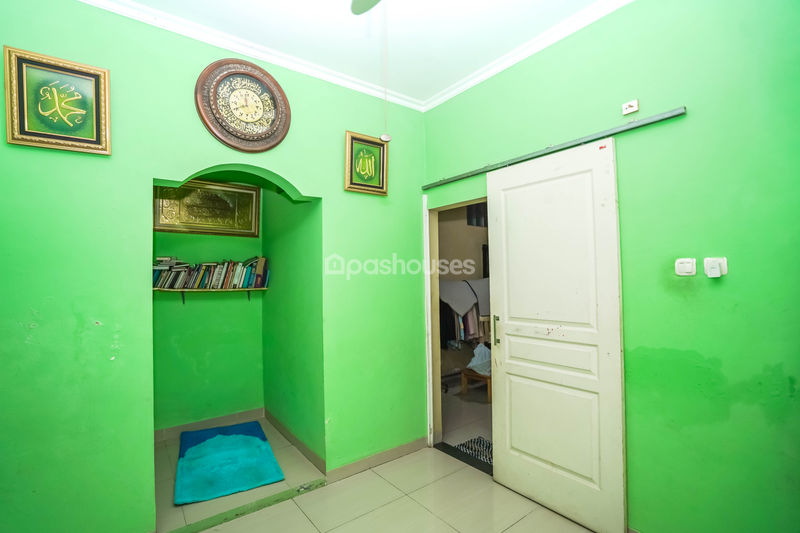 Jalan Camat Gabun 2 No.2 Jagakarsa