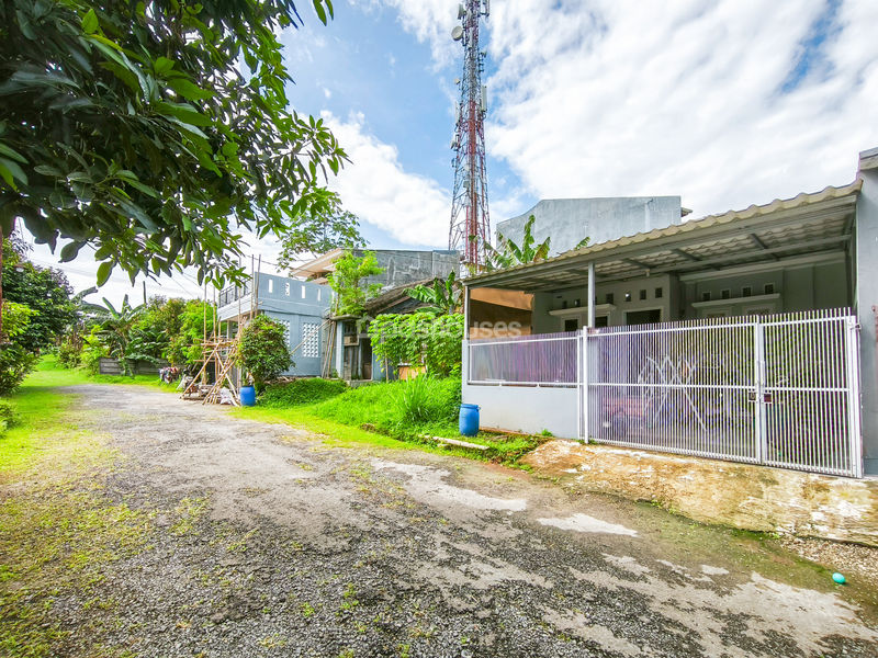 The Grand Sentul Cluster Primrose