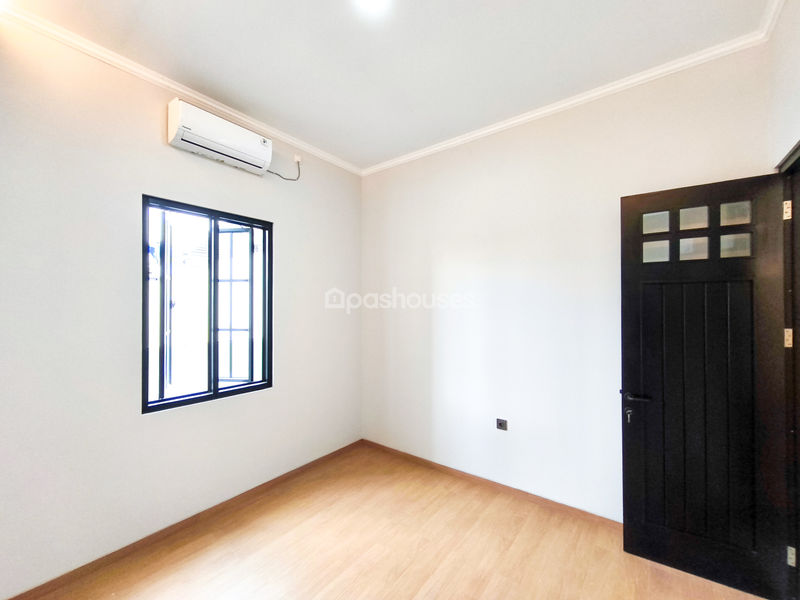 Jalan Saari Kelapa Dua