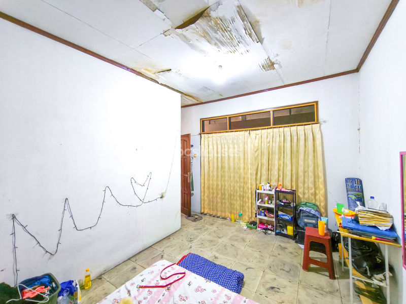 Jalan Anggrek Garuda II Blok I No.33