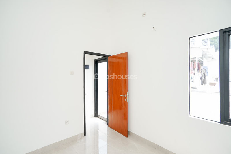 Perumahan Trevista Hills Cluster Menteng Residence Blok R10