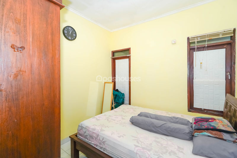 Taman Sawangan Residence Blok B No.12