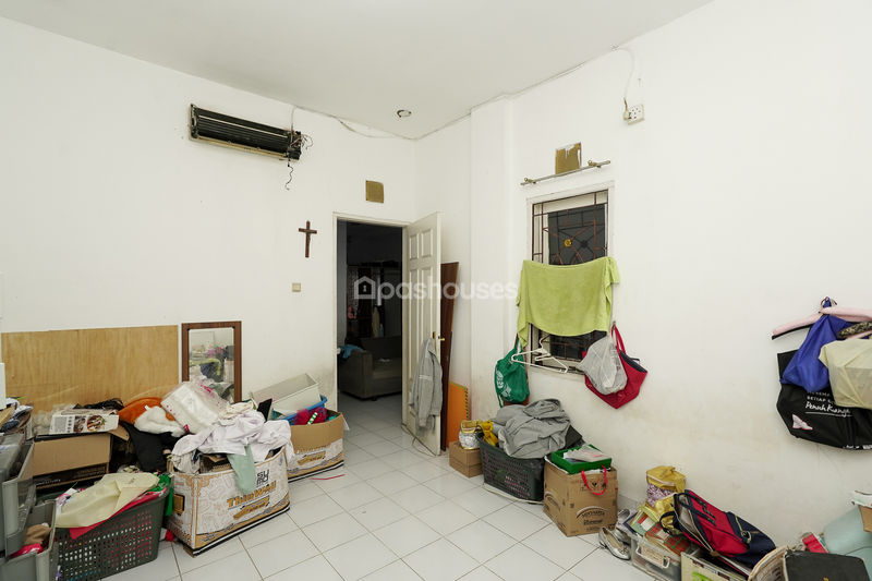 Jalan Kenanga Indah 9 No.52 Bekasi