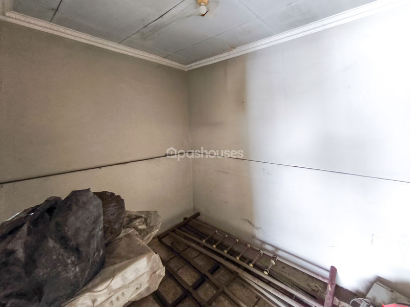 Jalan Dharma Graha IV Blok B8 No.30A