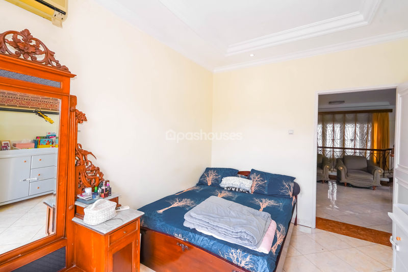 Perumahan Raffles Hills Blok I5