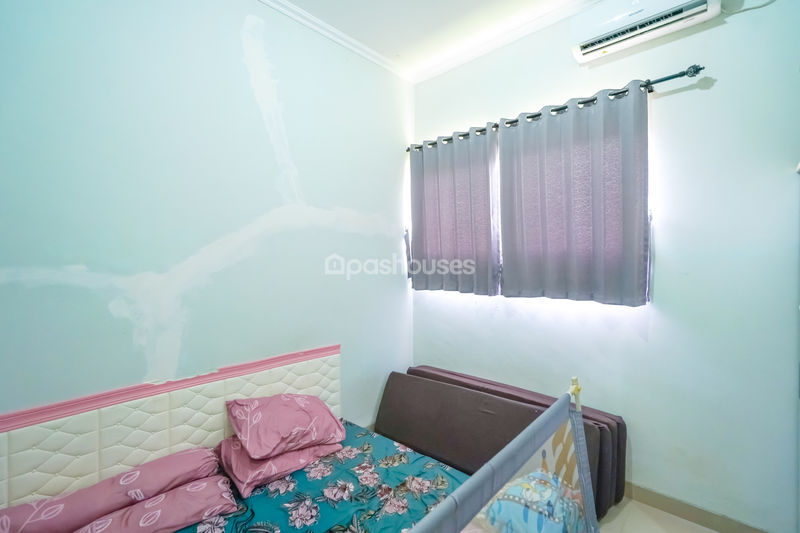 Perumahan Diamond Hills Blok E No.21