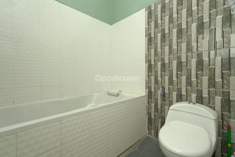 Jalan Pegasing 3 No.28 Cipayung