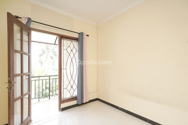 Perumahan Jatiwaringin Mansion No. 35