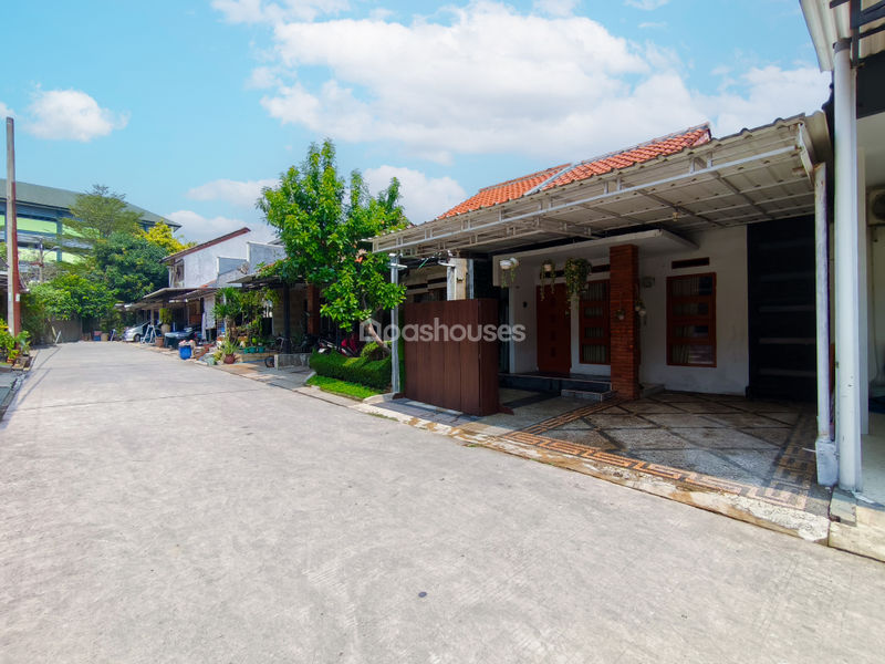 Perumahan Al-Azhar Green Garden Karadenan Blok G No.10