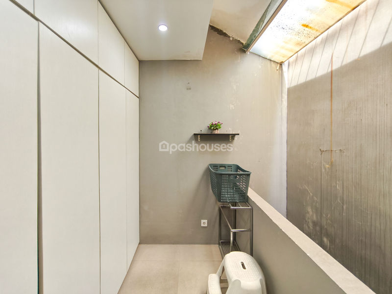 Perumahan Taman Royal 2 Cluster Parahyangan No.7