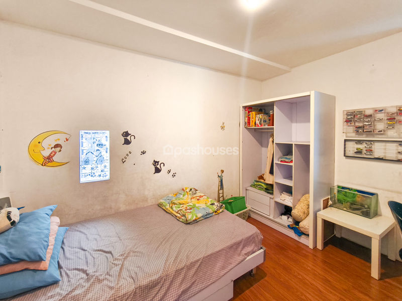 Perumahan Taman Royal 2 Cluster Parahyangan No.7