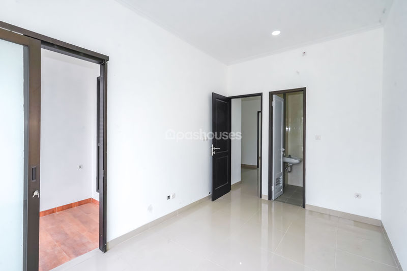 Jalan Kesehatan III Blok D1