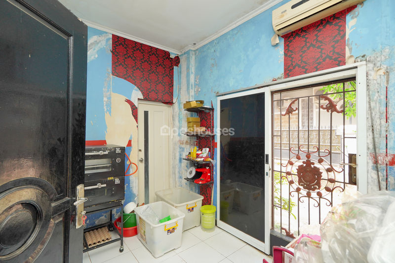 Jalan Pulo Sirih Tengah
