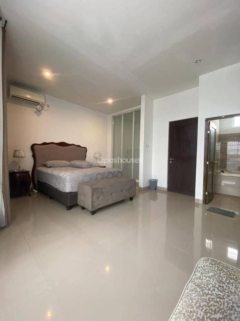 Windelrio Townhouse