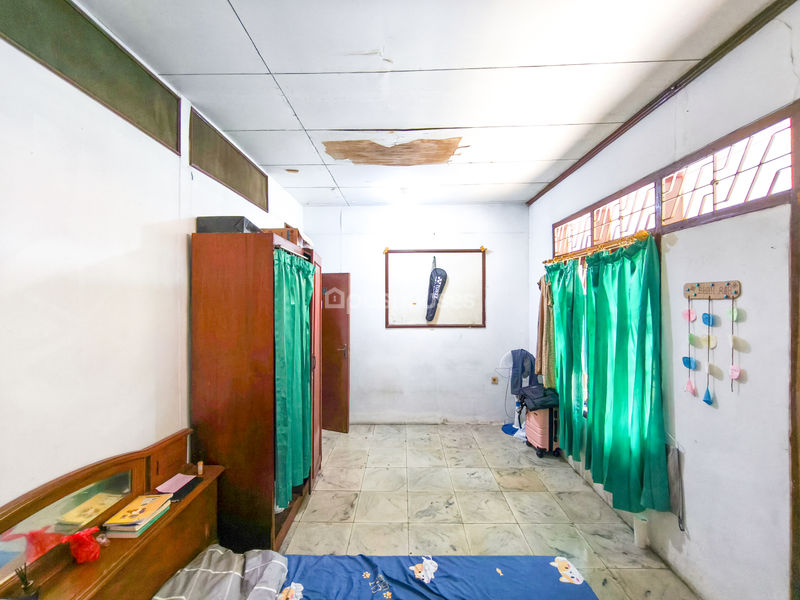 Jalan Anggrek Garuda II Blok I No.33