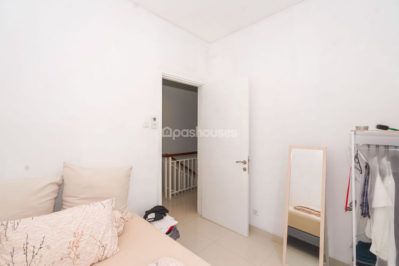 Synthesis Homes Blok B No.12