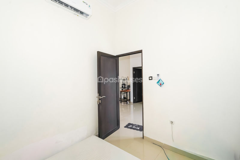 Perumahan Lembah Griya Indah Blok B16 No.21 