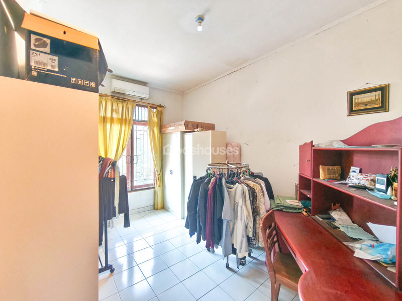 Komplek Inhutani Blok M No.5