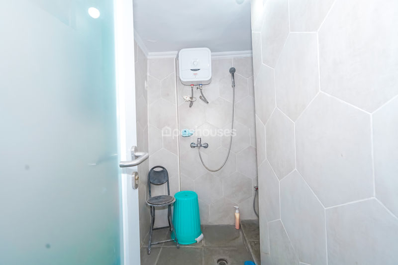 Jalan Lestari VI No.18A