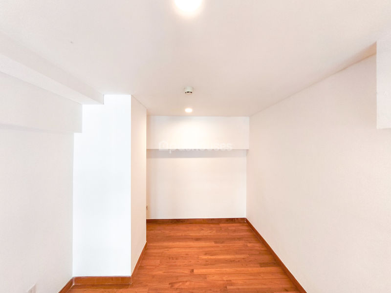 Apartemen Kingland Avenue Tower Venetian