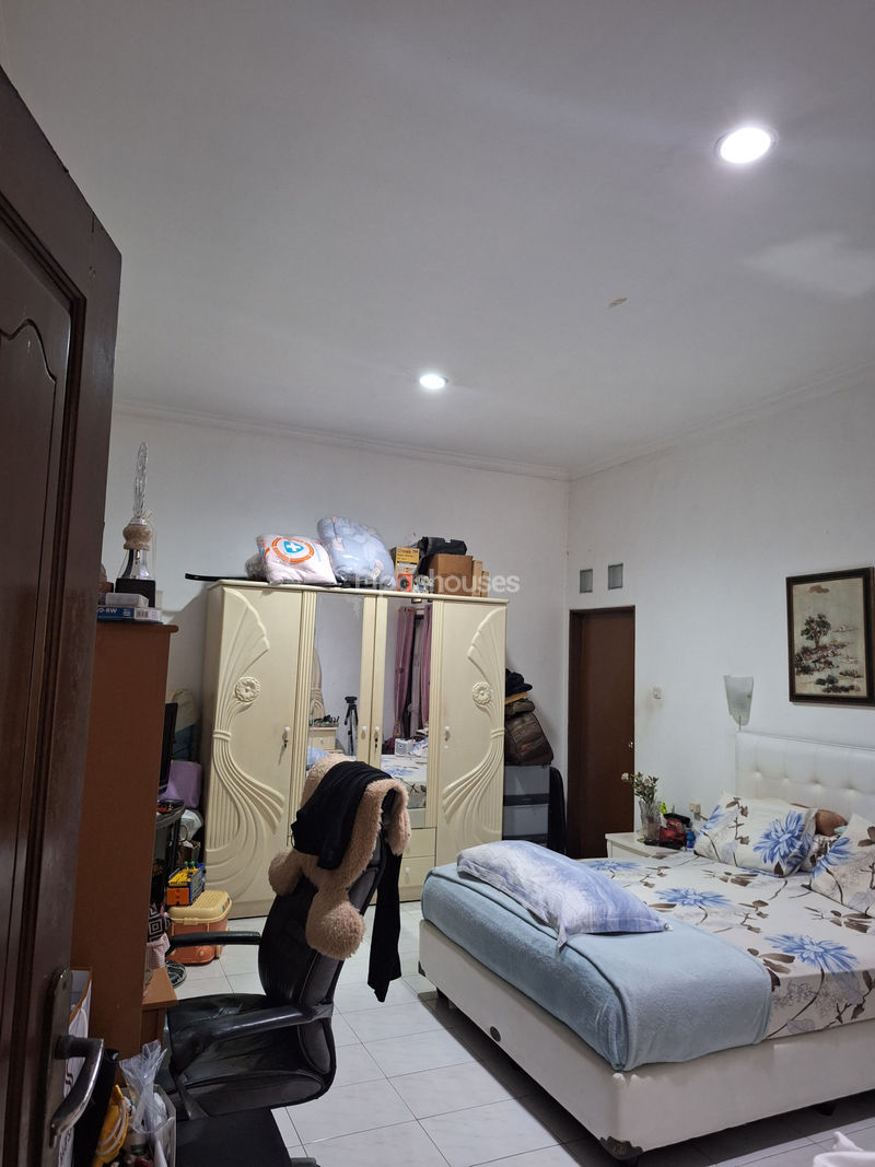 Jalan Cempaka Putih Tengah XXII A