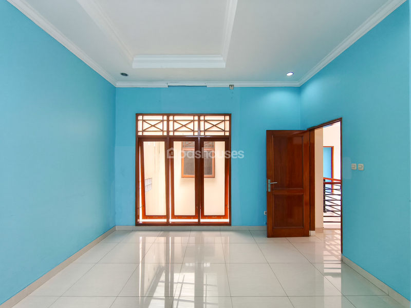 Perumahan Pura Melati Indah Blok F No.8
