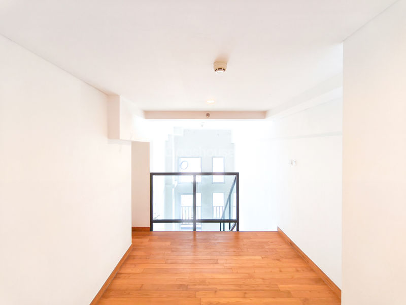 Apartemen Kingland Avenue Tower Venetian