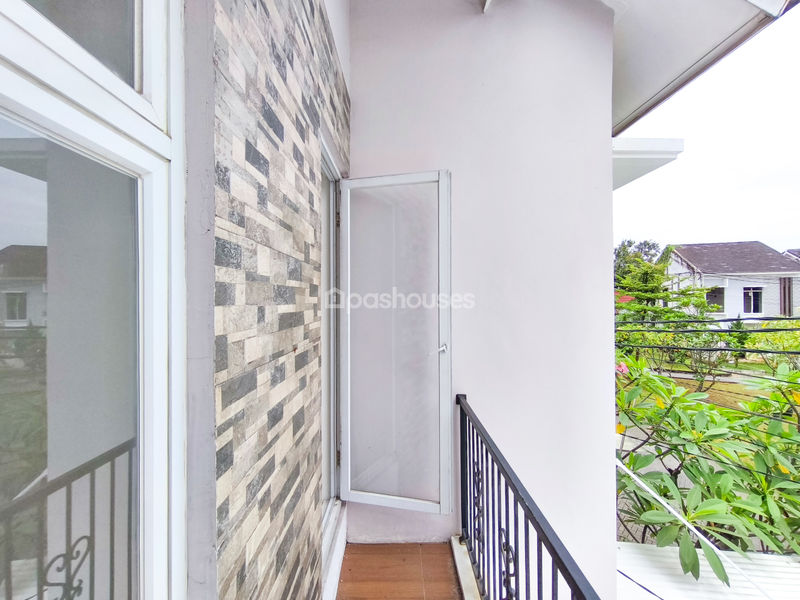 Perumahan Aryana Karawaci Cluster Flora Blok E1 No.6