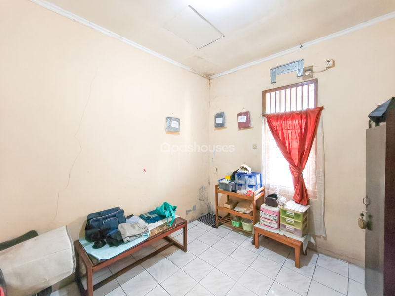 Jalan Galuh IV Blok E