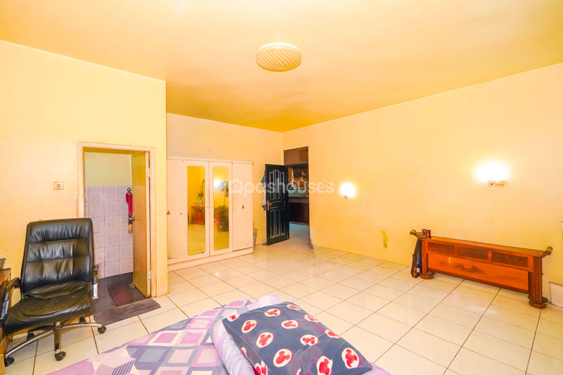 Perumahan Villa Santika No.17