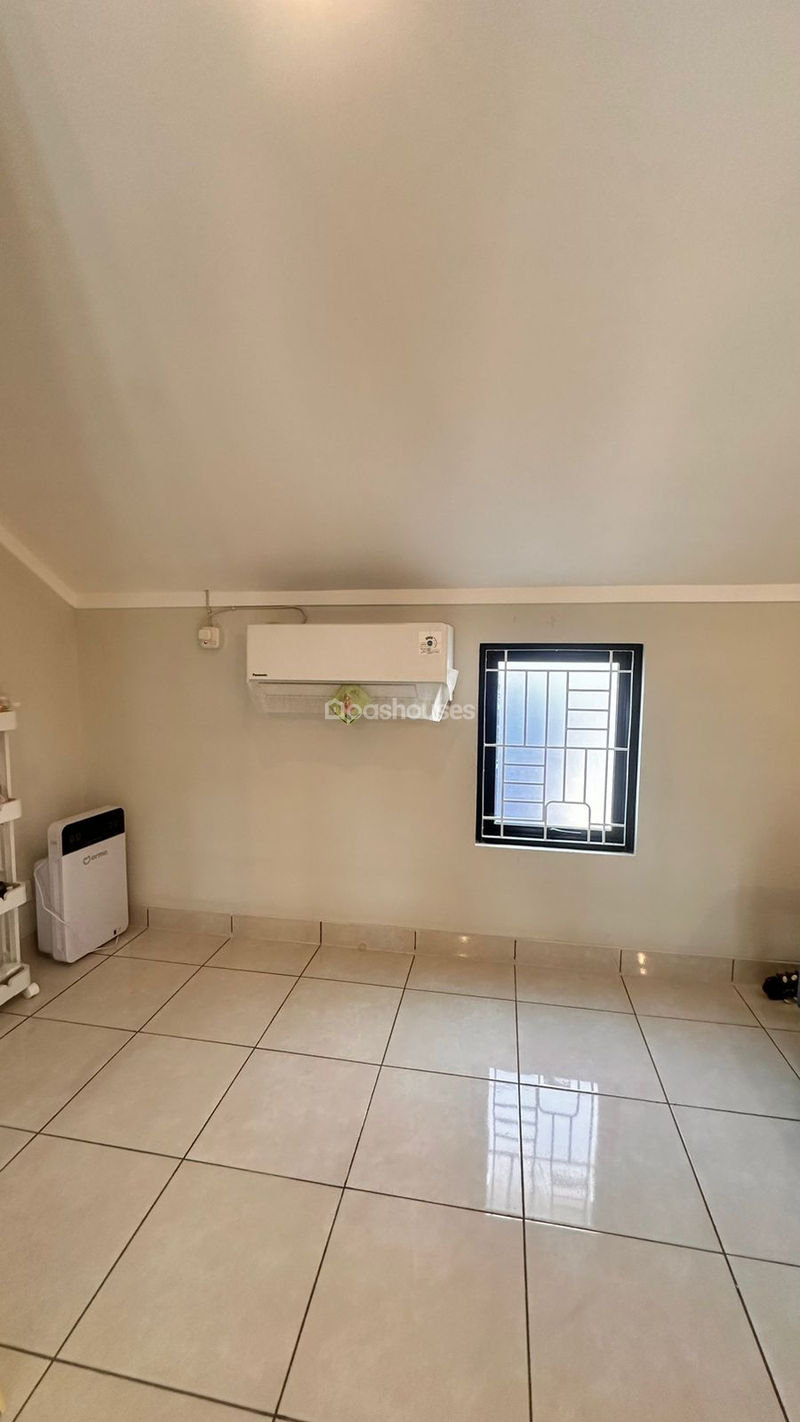 Srimaya Residence No.18