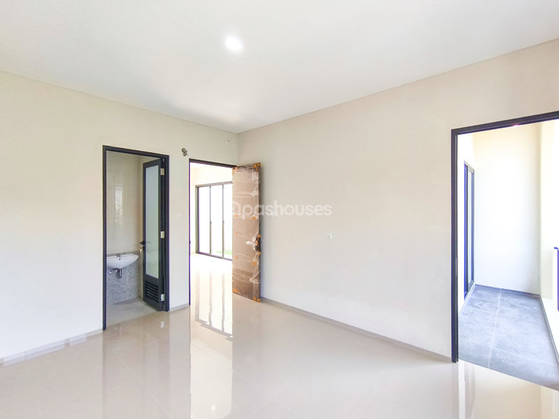 Kencana Loka BSD Sektor 12.4 Blok Q1 No.11