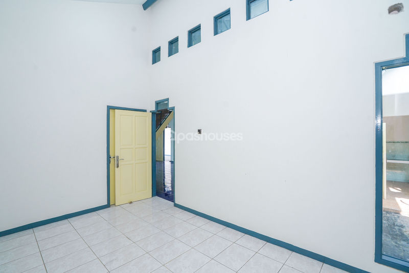 Perumahan Taman Duta Blok E1 No.18