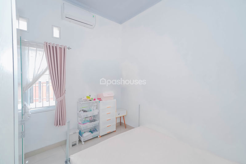 Perumahan Pelangi Dua Residence No.4