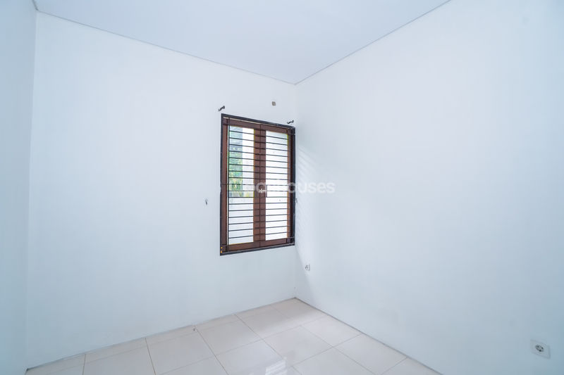 Perumahan Cluster Cattleya No.8A