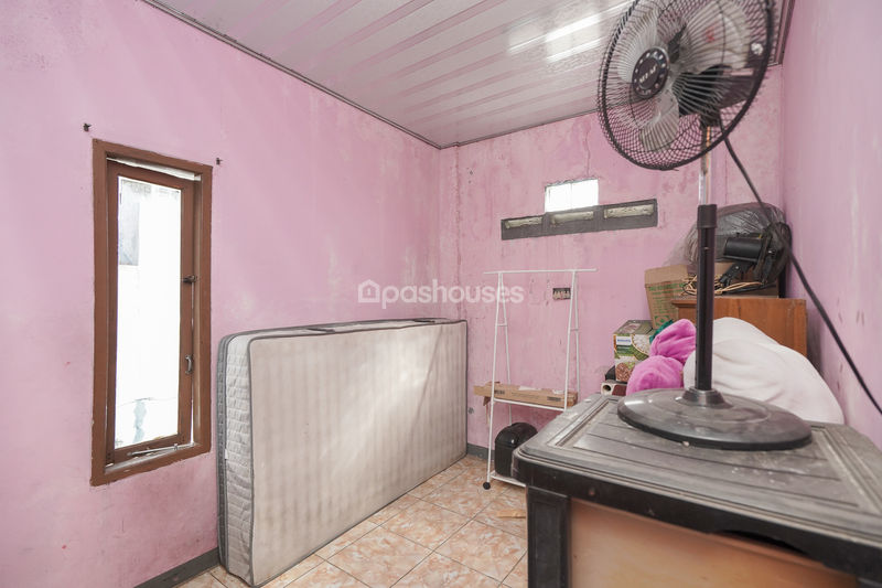 Jalan Nusantara Selatan 2 No.63