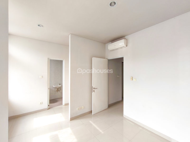 Parkville Serpong Cluster Canola