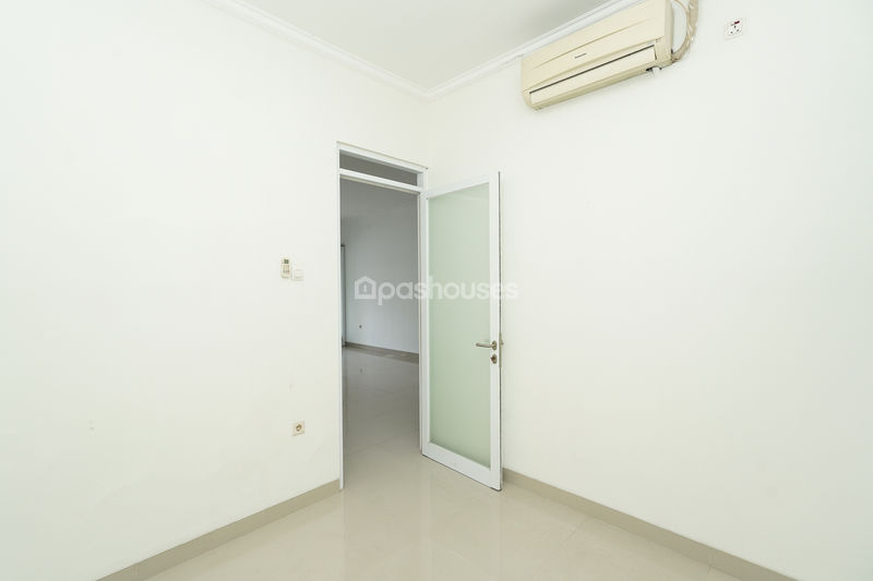 Jalan Nusa Penida 2 No.285 Bekasi