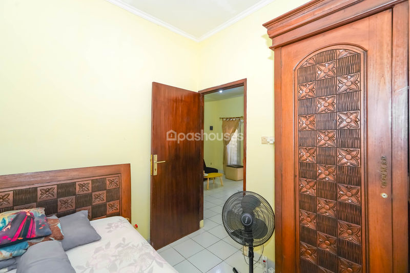 Taman Sawangan Residence Blok B No.12