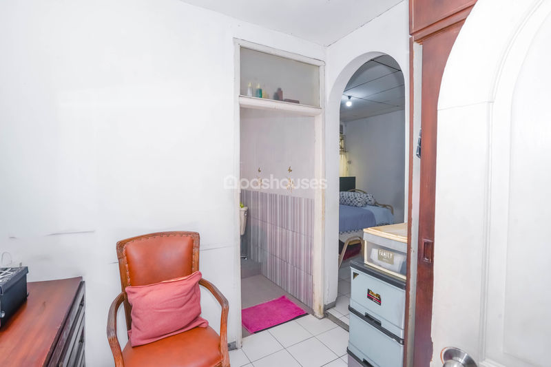 Jalan Mujair II No.18