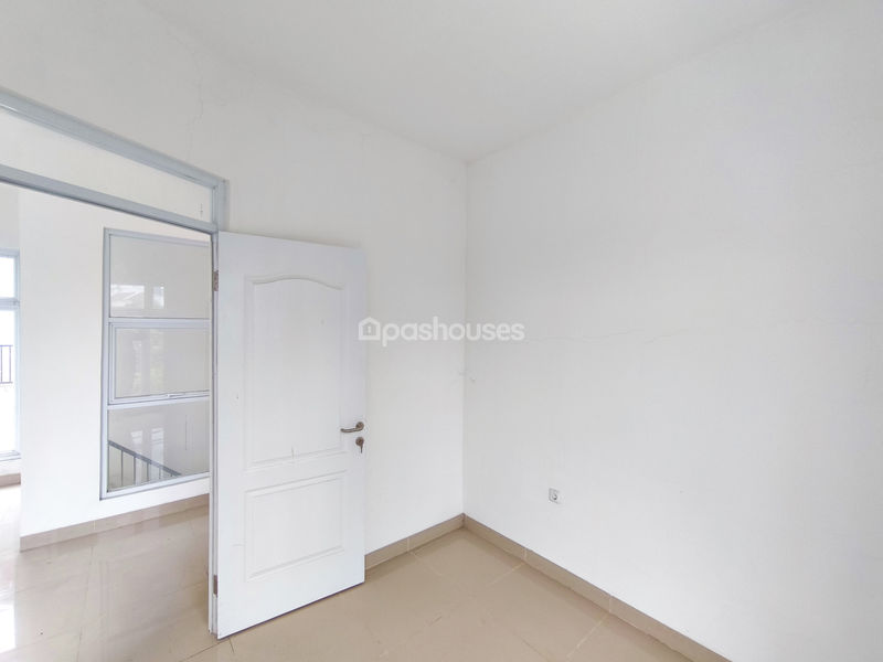 Perumahan Aryana Karawaci Cluster Flora Blok E1 No.6