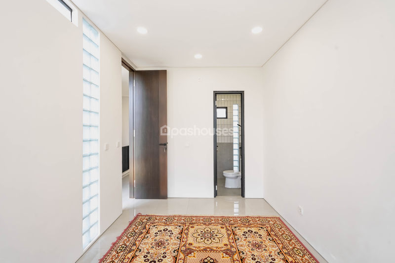 Natavasa Townhouse