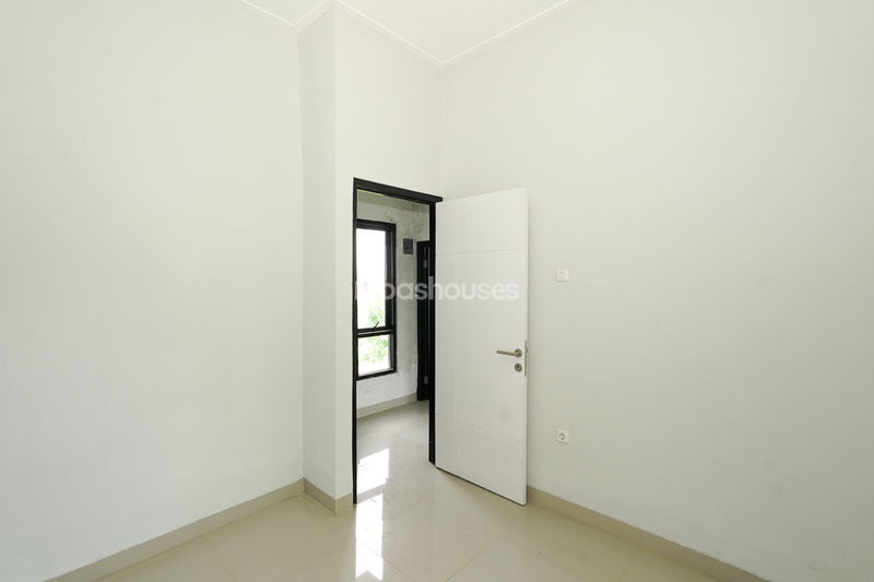 Perumahan Adifara Asri Residence No.7