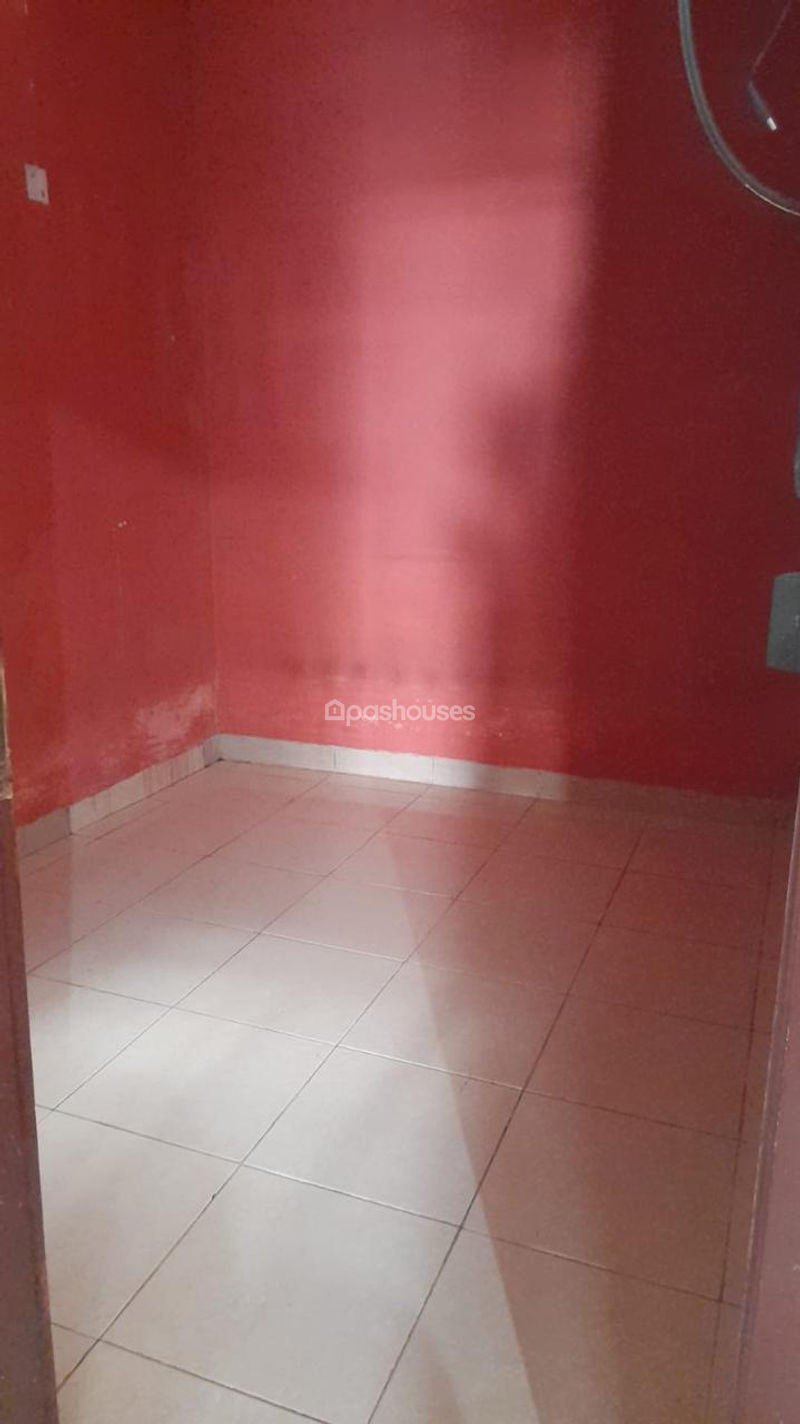 Jalan H.Naim 1 No.38