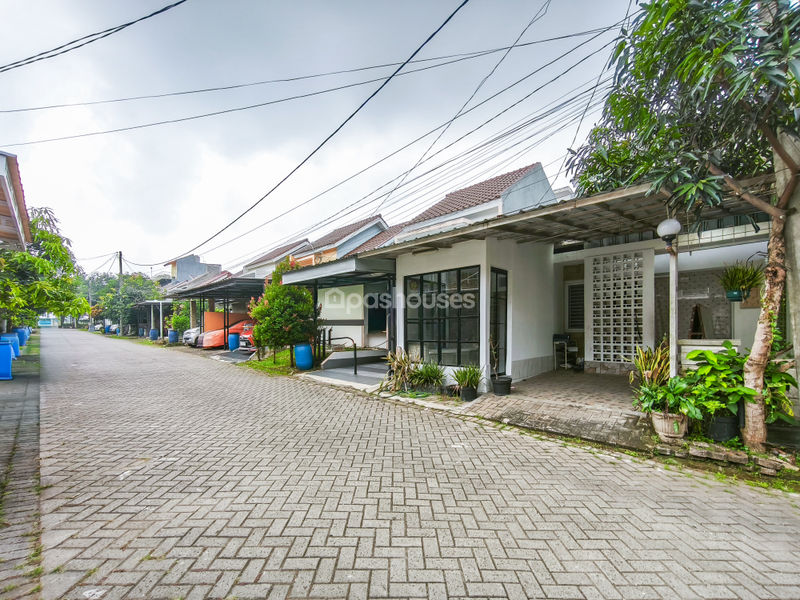 Perumahan Pakuan Regency Cluster Rara Santang Blok E3 No.22