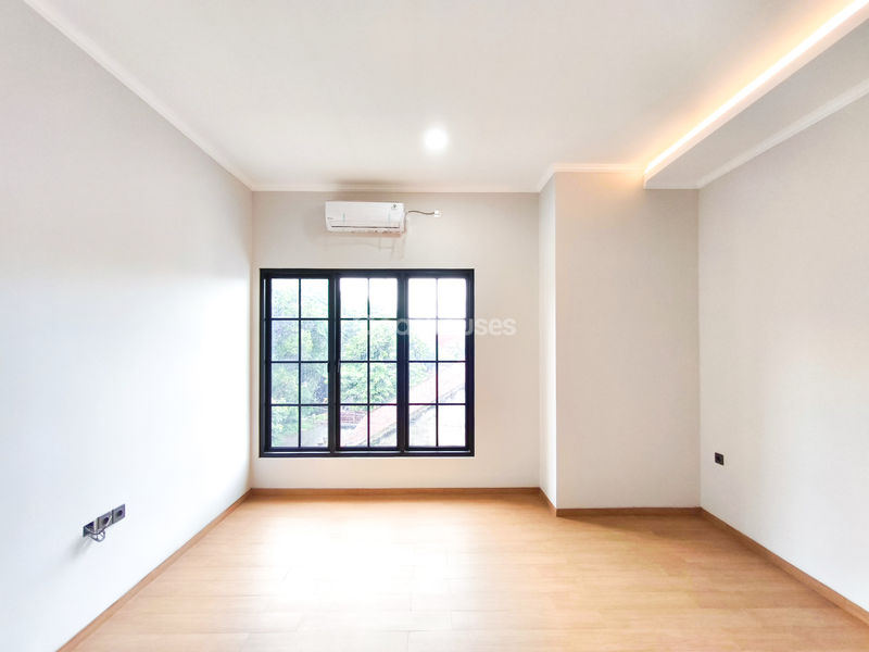 Jalan Saari Kelapa Dua