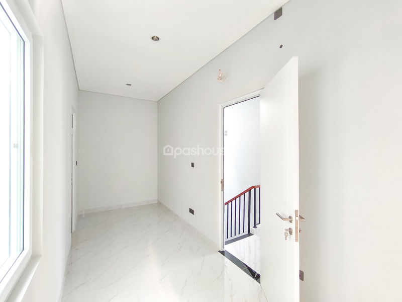 Jalan Kelapa Molek 3 Sektor 8B Blok FA5 No.6