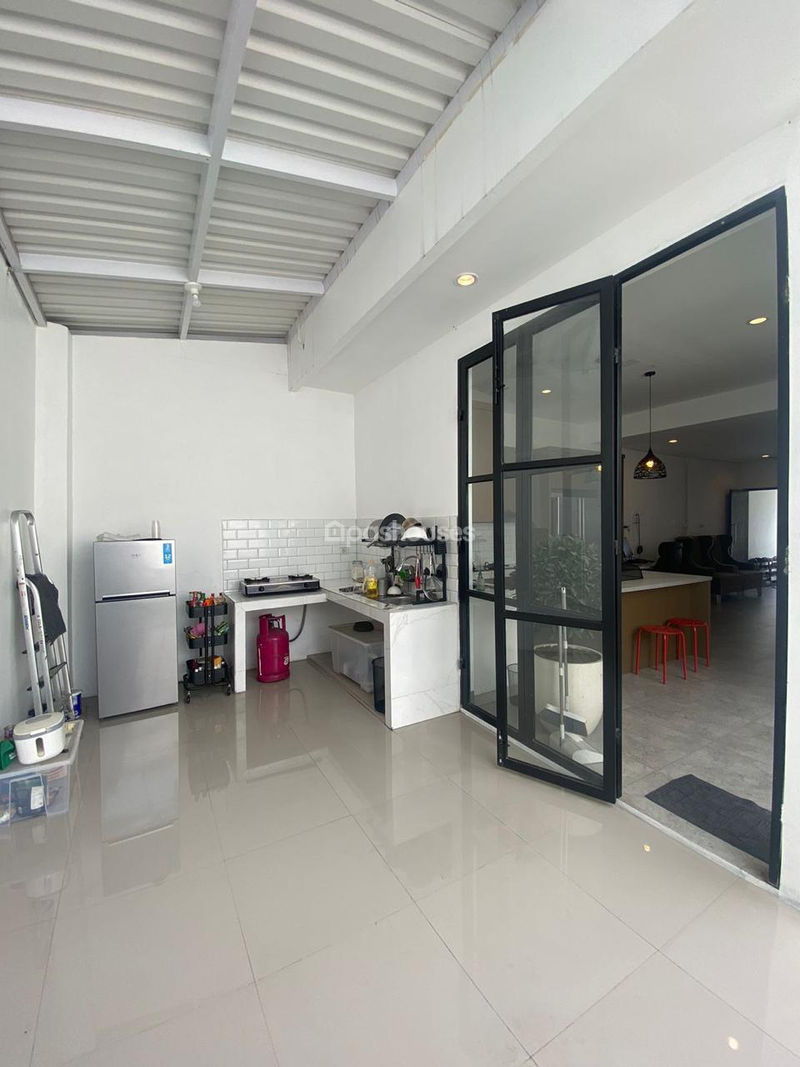 Windelrio Townhouse